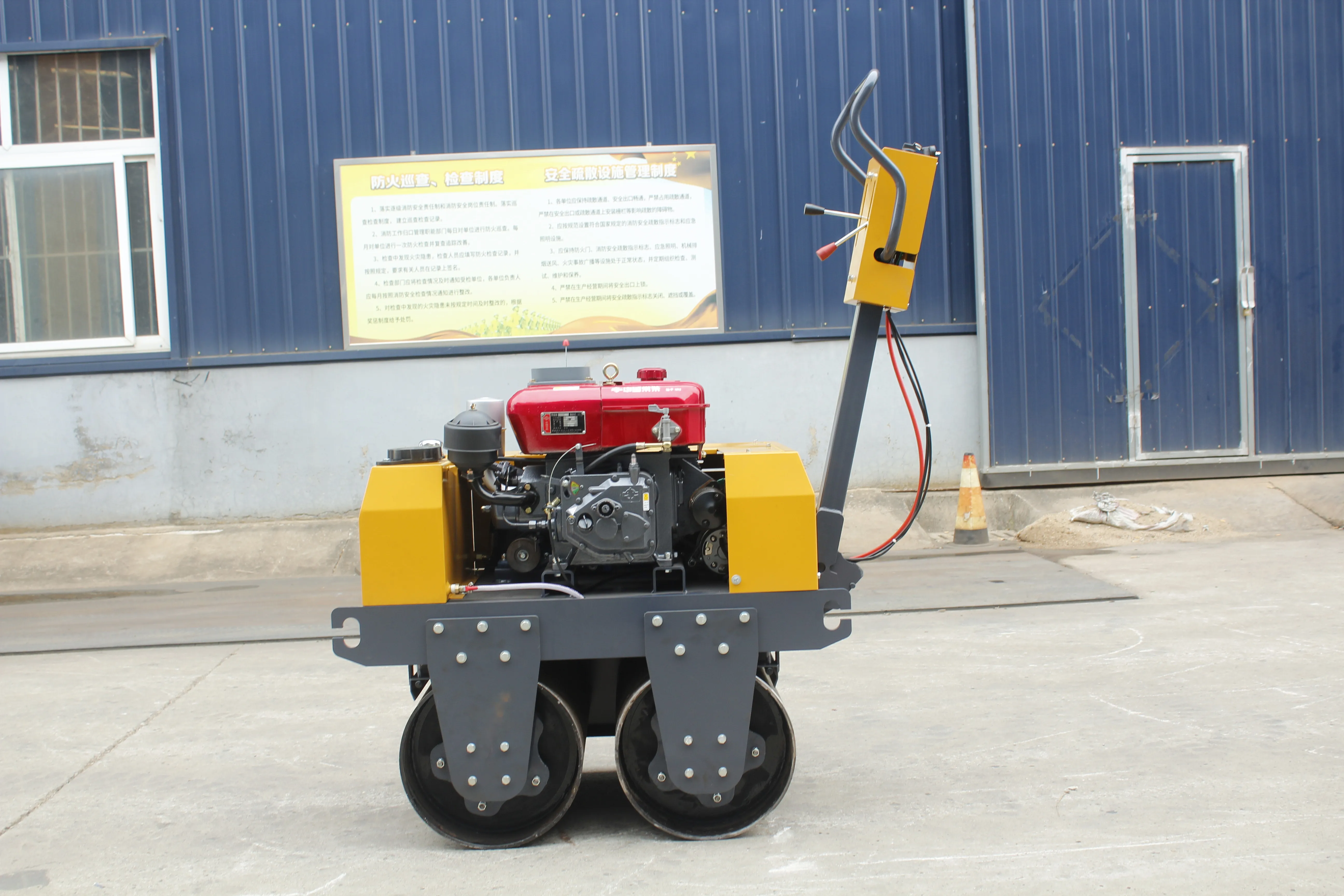 High Quality Road Vibratory Drum Roller Efficient Safety Mini Road Roller Machines