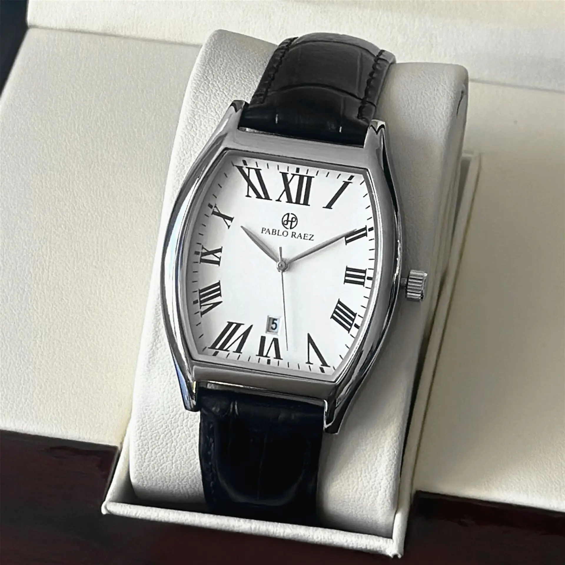 Pablo Raez Live E-commerce Cross-border Explosions Square Plate Waterproof Belt Barrel Watch Simple Casual Elegant Men