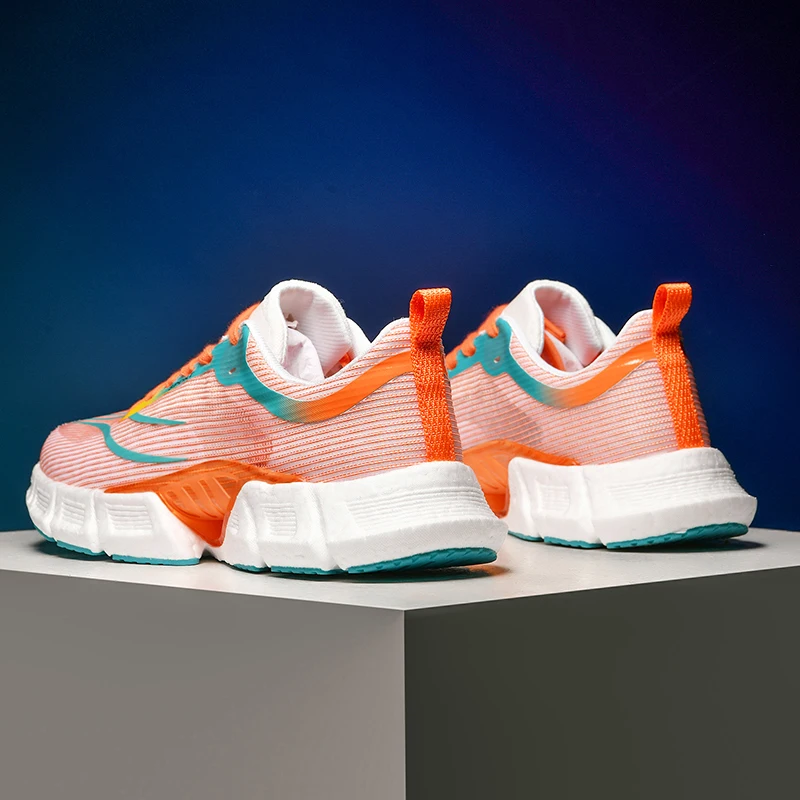 2024 Brand Logo Custom Men Casual Sports Sneakers Mesh Blank Carbon Fiber Sole Marathon Jogging Running Walking Shoes for Women