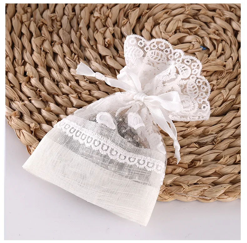 Wholesale Small Drawstring Pouches White Organza Lace Jewelry Pouches and Candy Pouches for Weddings and Parties