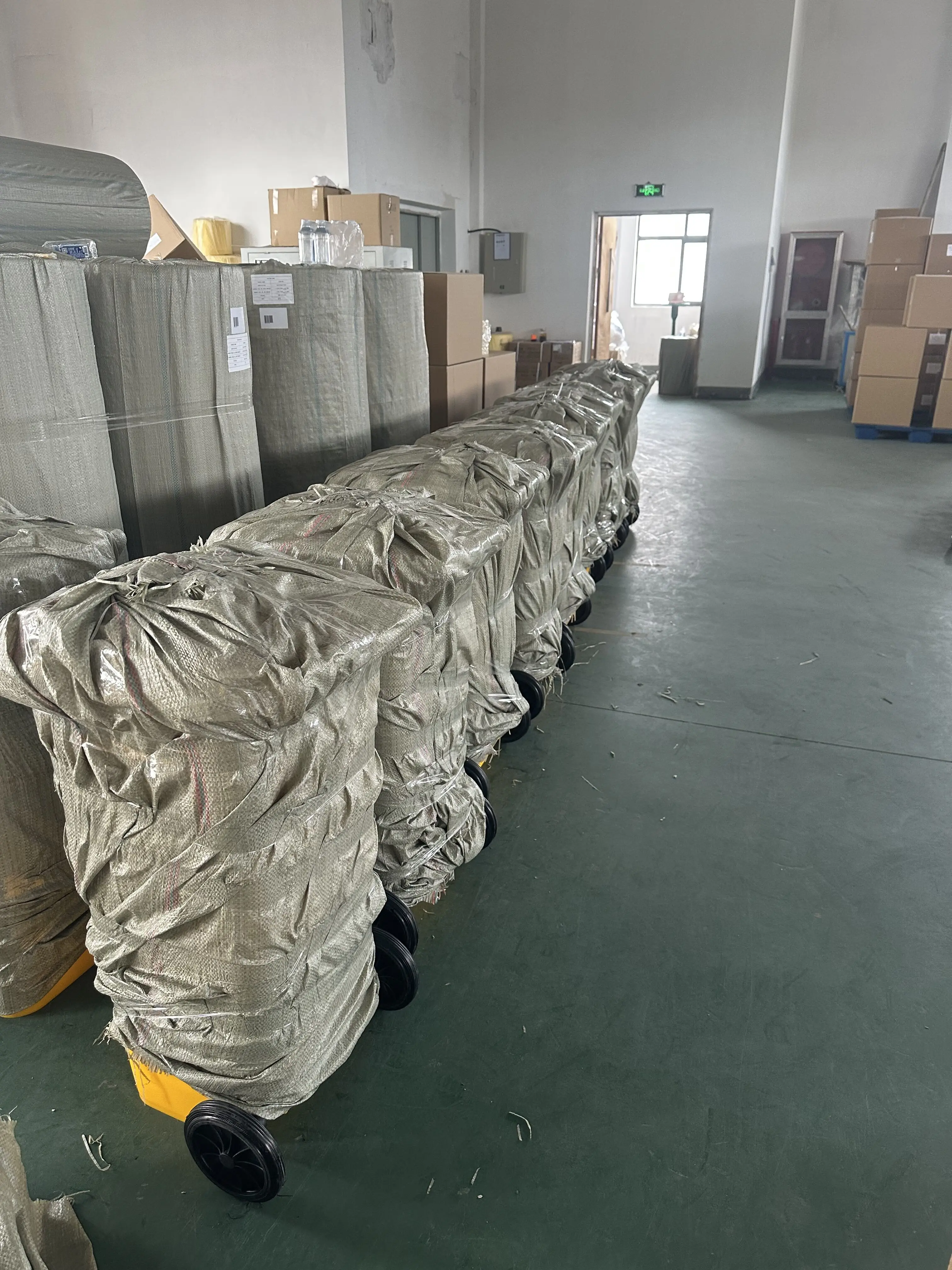 120L Universal General Absorbent Spill Kits With Waste Bin For Industry