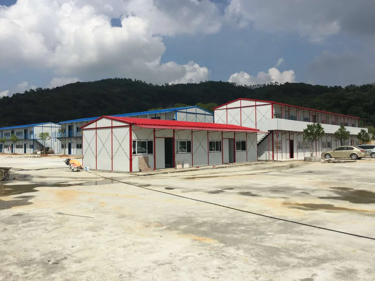 China Low cost Construction real estate Light Steel frame building Prefabricated house