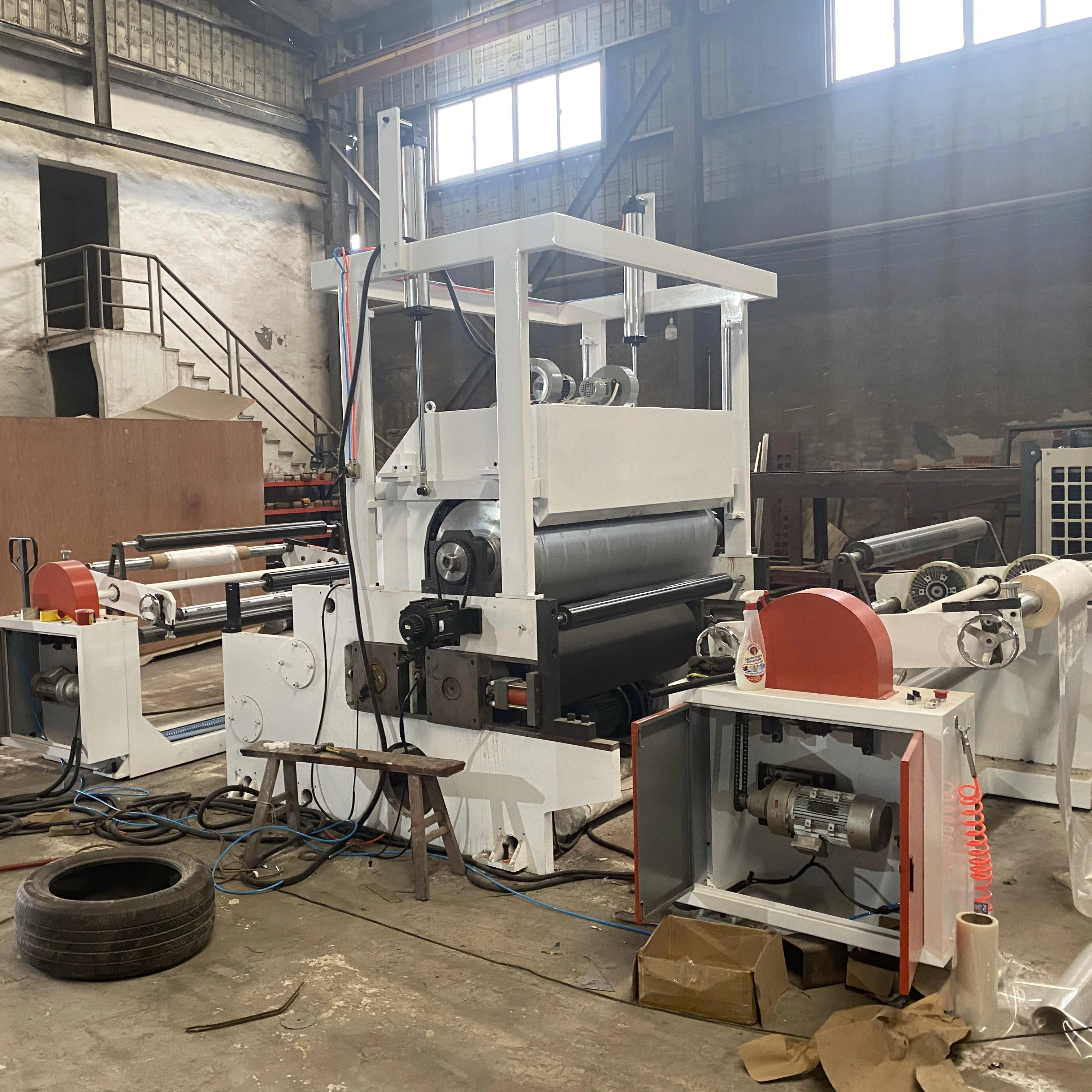 Simple Operated Adhesive Tape Die Cutting Machine With Stripping Function