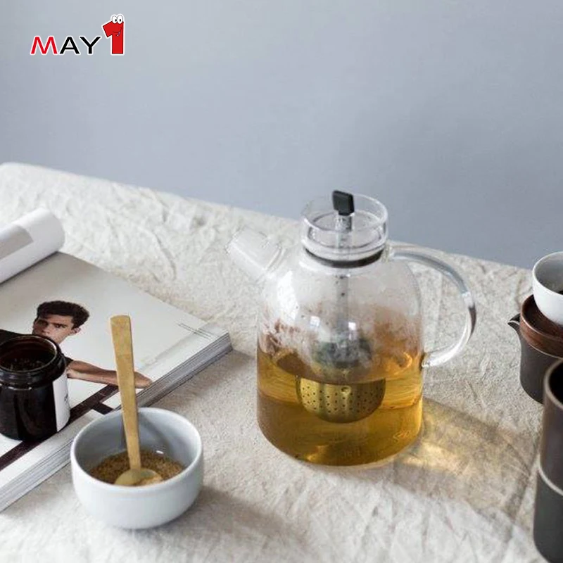 
Customized Logo Handblown Pull Up Basket Strainer borosilicate Glass Tea Pot 