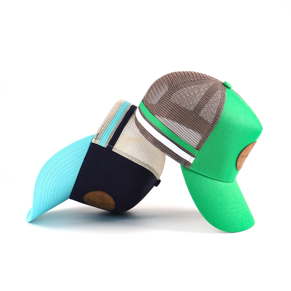 Custom Bulk Australian Quality 5 Panel High Profile Strip Print Structured Mesh Cap Gorras Mesh Trucker Hat with Leather Patch