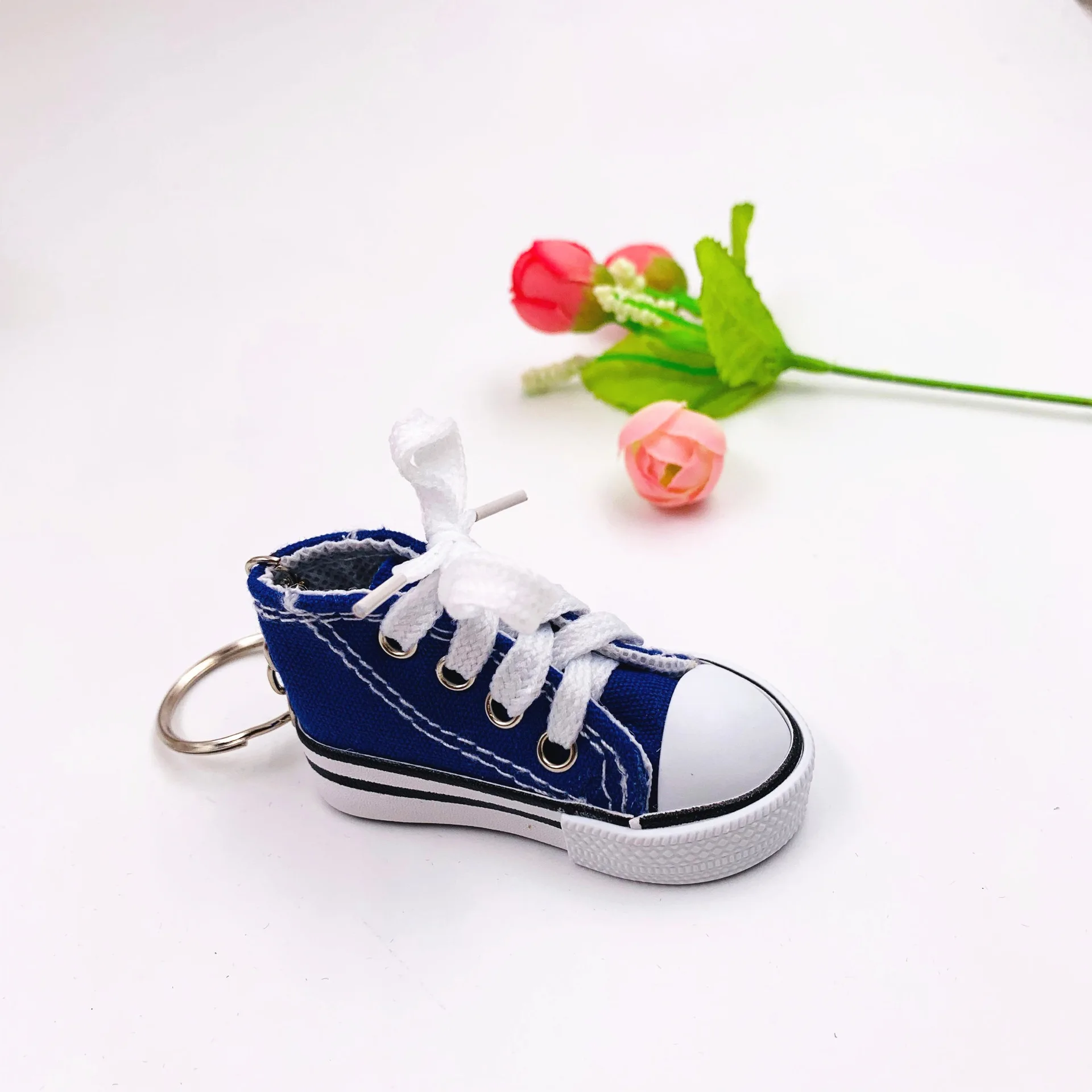 Wholesale hot mini sports shoes 3D canvas shoes car key chain couple bag pendant mini Converse  shoes key chain