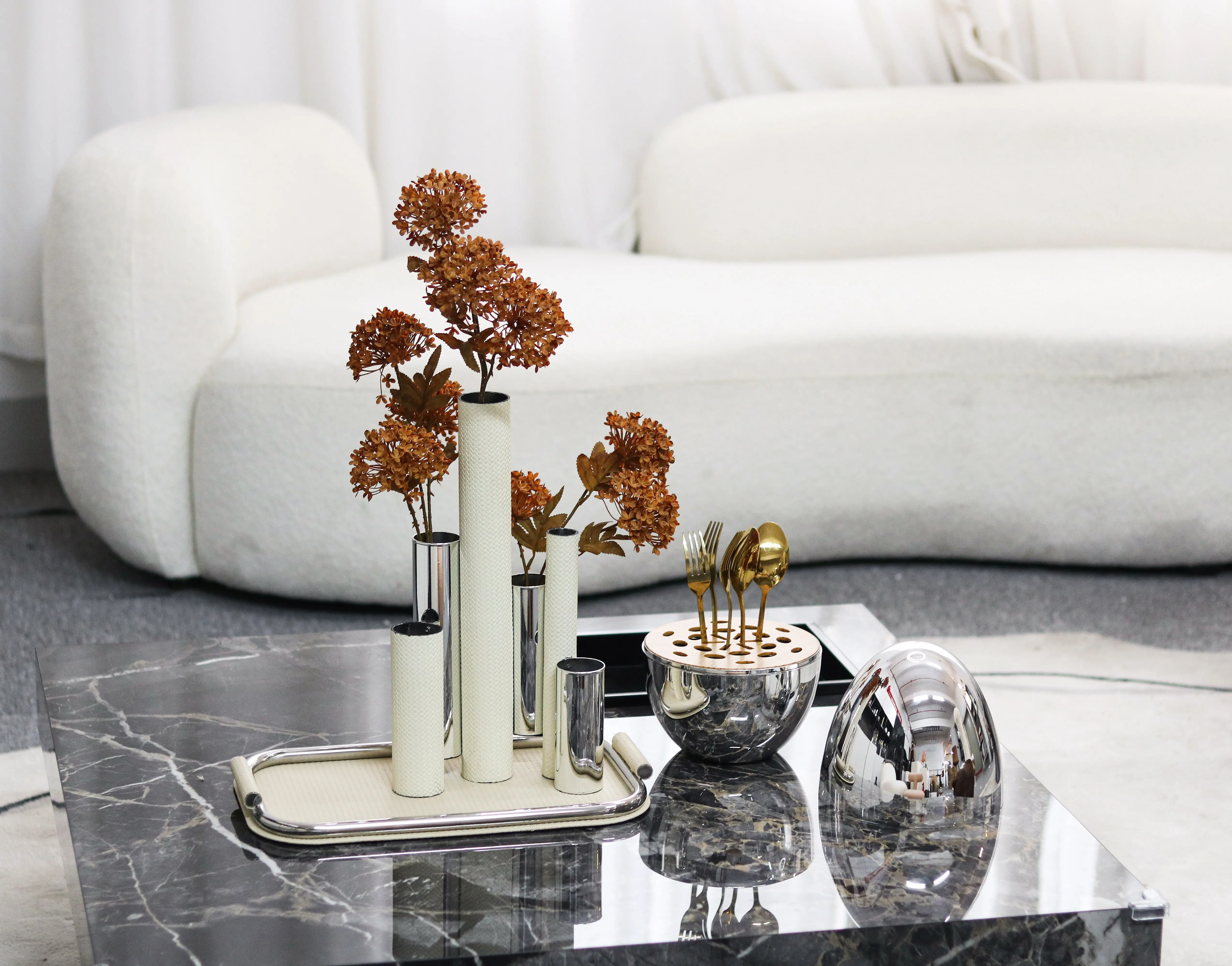 Light Luxury Stylish Interior Decorate Multiple Pipe Metal Floral Vase For Home Hotel Decoration Indoor Outdoor Plants decor