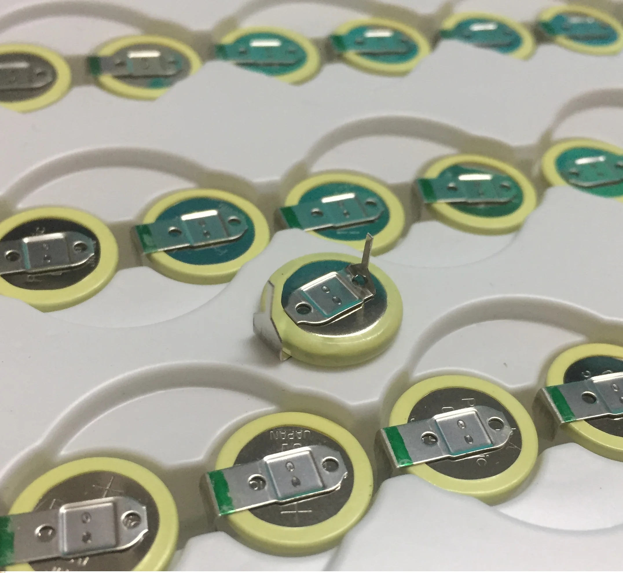 CR-1220/HFN Coin cell Lithium Manganese Dioxide 3V Primary Battery with PC pins for CMOS CR1220