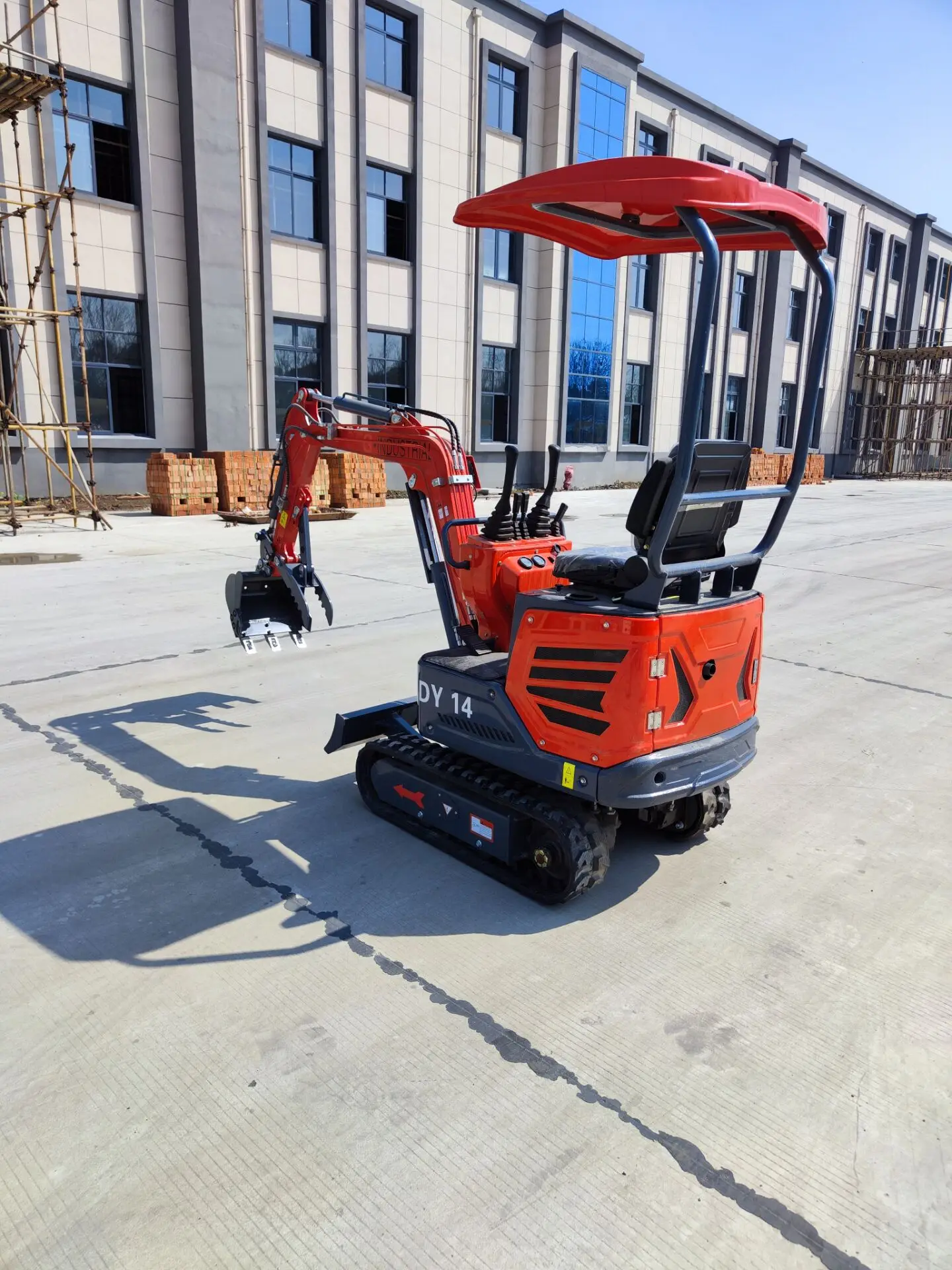 Agrotk 13.5HP 1.4 Ton B&S Mini & Small Excavator, Gasoline For Sale| CFG-DY14