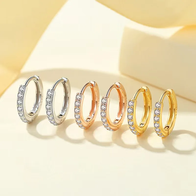 Серьги-кольца из серебра 925 пробы с цирконом