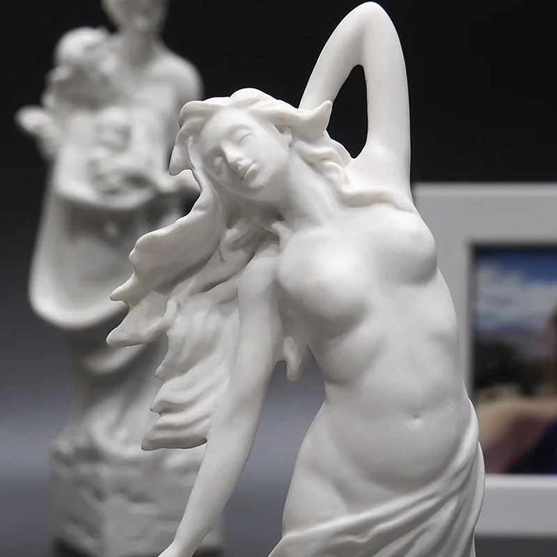 Suanti custom hotel figurine roman luxury man lady body statue modern decoration art sculptures home decor resin sculpture