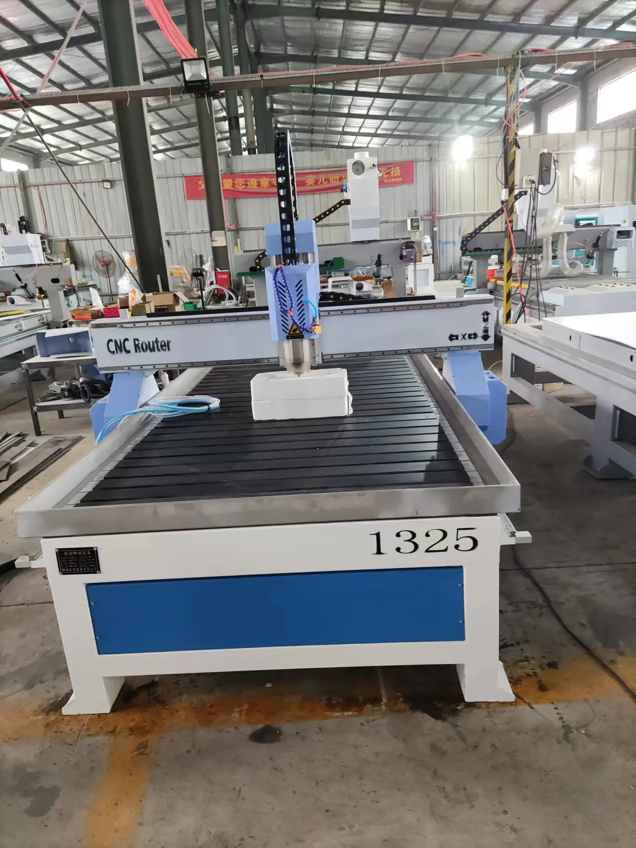 Ncstudio Mach3 Controller Engraving 1325 Carving Marble Cutting Machine for Stone CNC Router 5.5kw Spindle