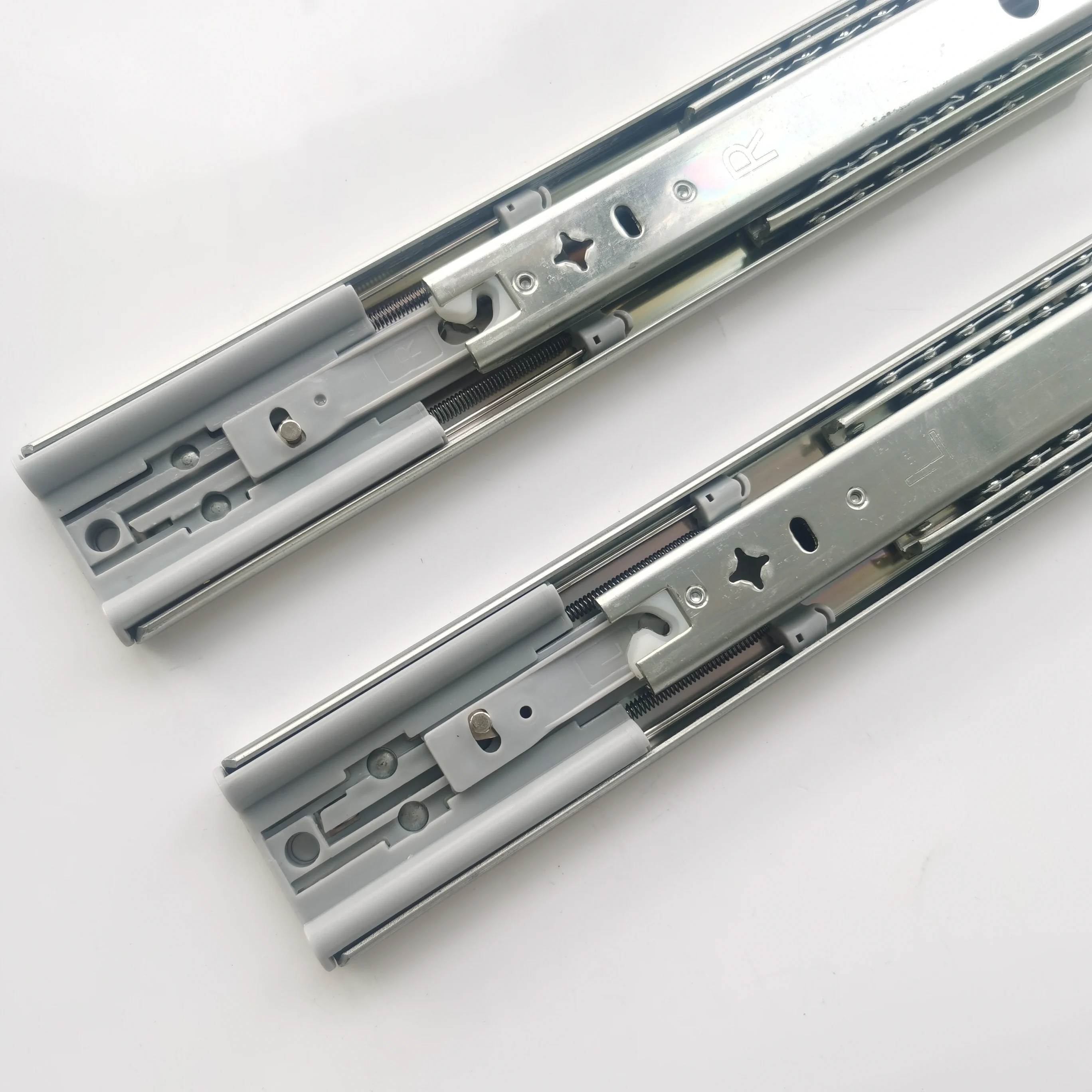 Hot Sale 35/45mm High Quality Furniture Telescopic Channel