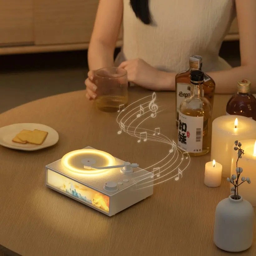 Creative Retro Wireless Speaker New Vinyl Record Design with Aromatherapy & Night Light Feature