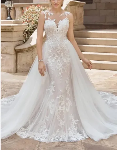Beautiful Light Luxury Wedding Dress Elegant Gentle Slim Figure Display Detachable Gauze Train Sleeveless Bridal Wedding Dress
