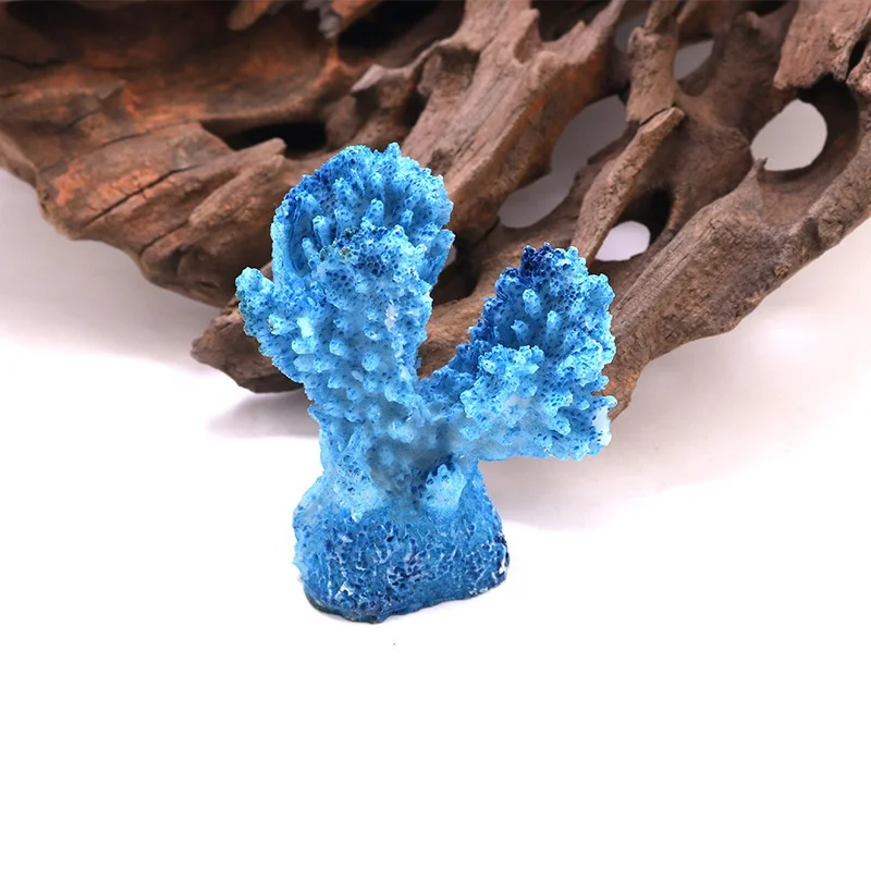 Underwater world micro-landscape simulation resin coral crafts are used for aquatic scenery and fish tank landscaping decoration