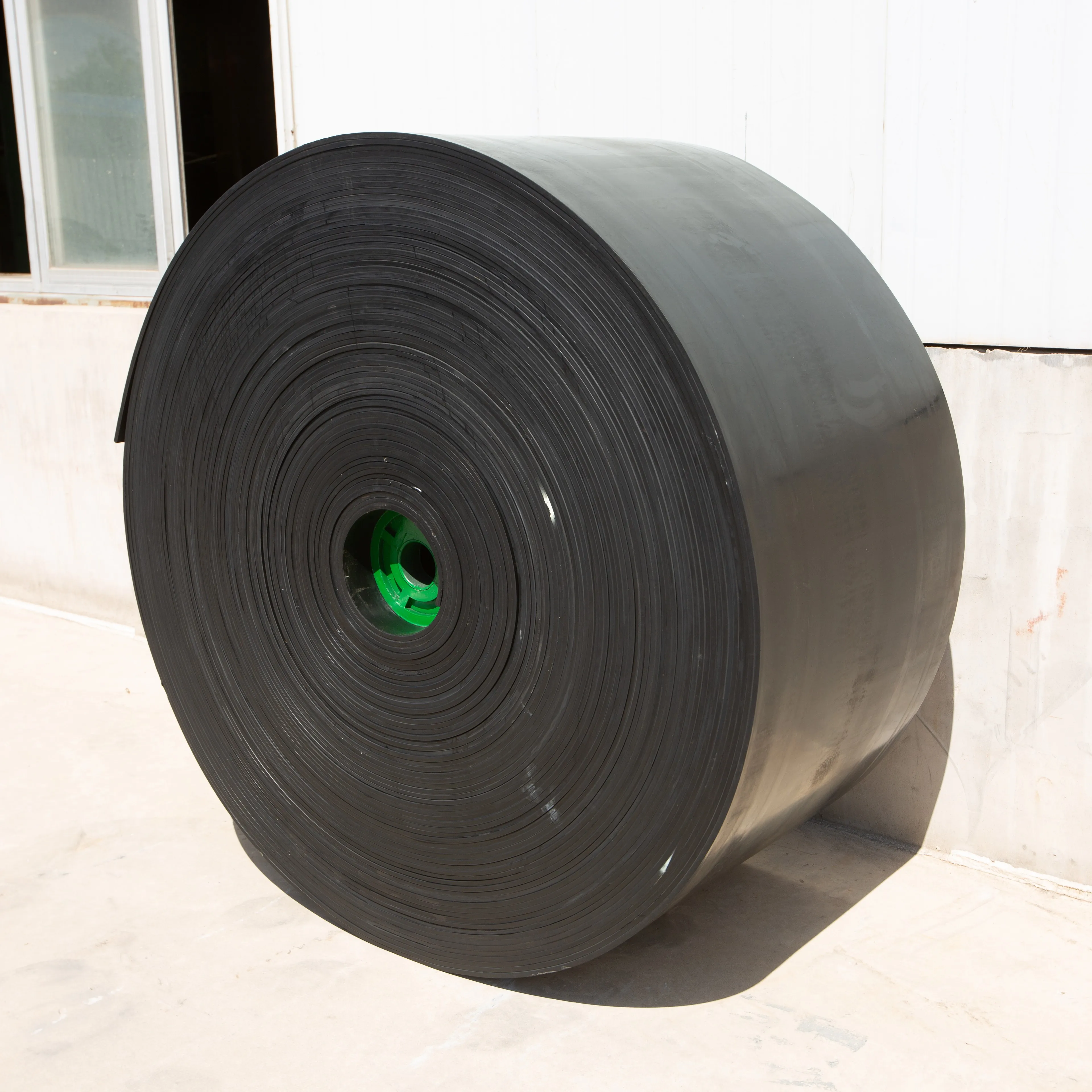 Cheap Price Cold Resistant Nylon Rubber Conveyor Belt Conveyor Belt For Stone Crusher