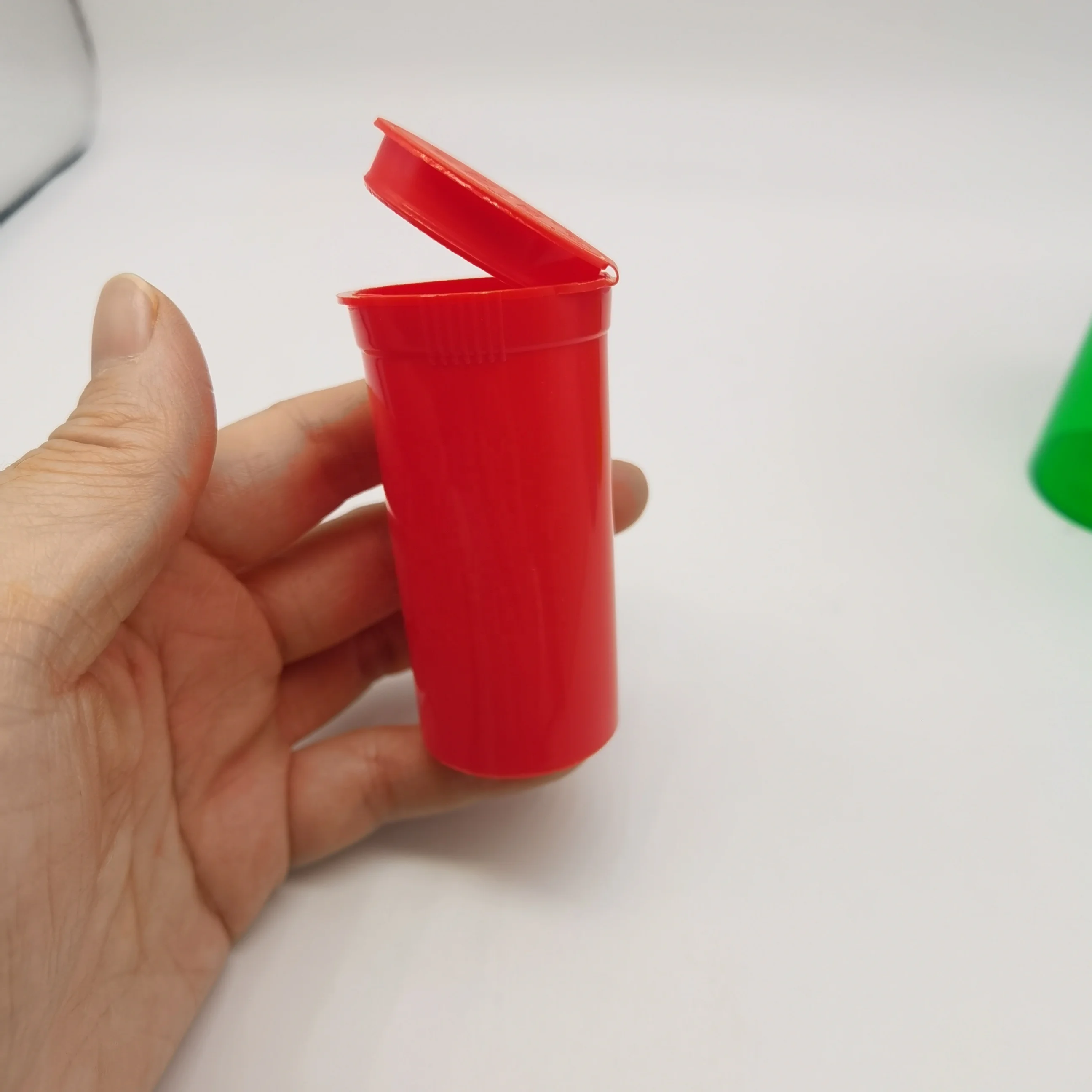 Pop Top Prescription Bottle Smell Proof Pills Container  6 DRAM 8 dram