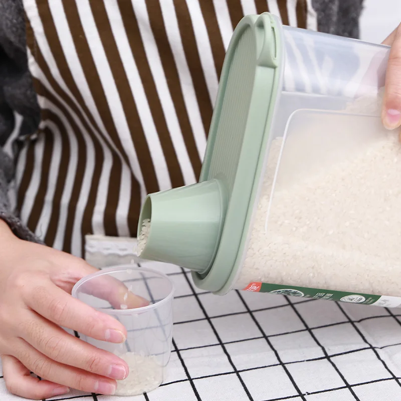 Factory Manufacturer Silicone Airtight Plastic Tin Pet Cat Dog Food Pet Feed Container With Measuring Cup