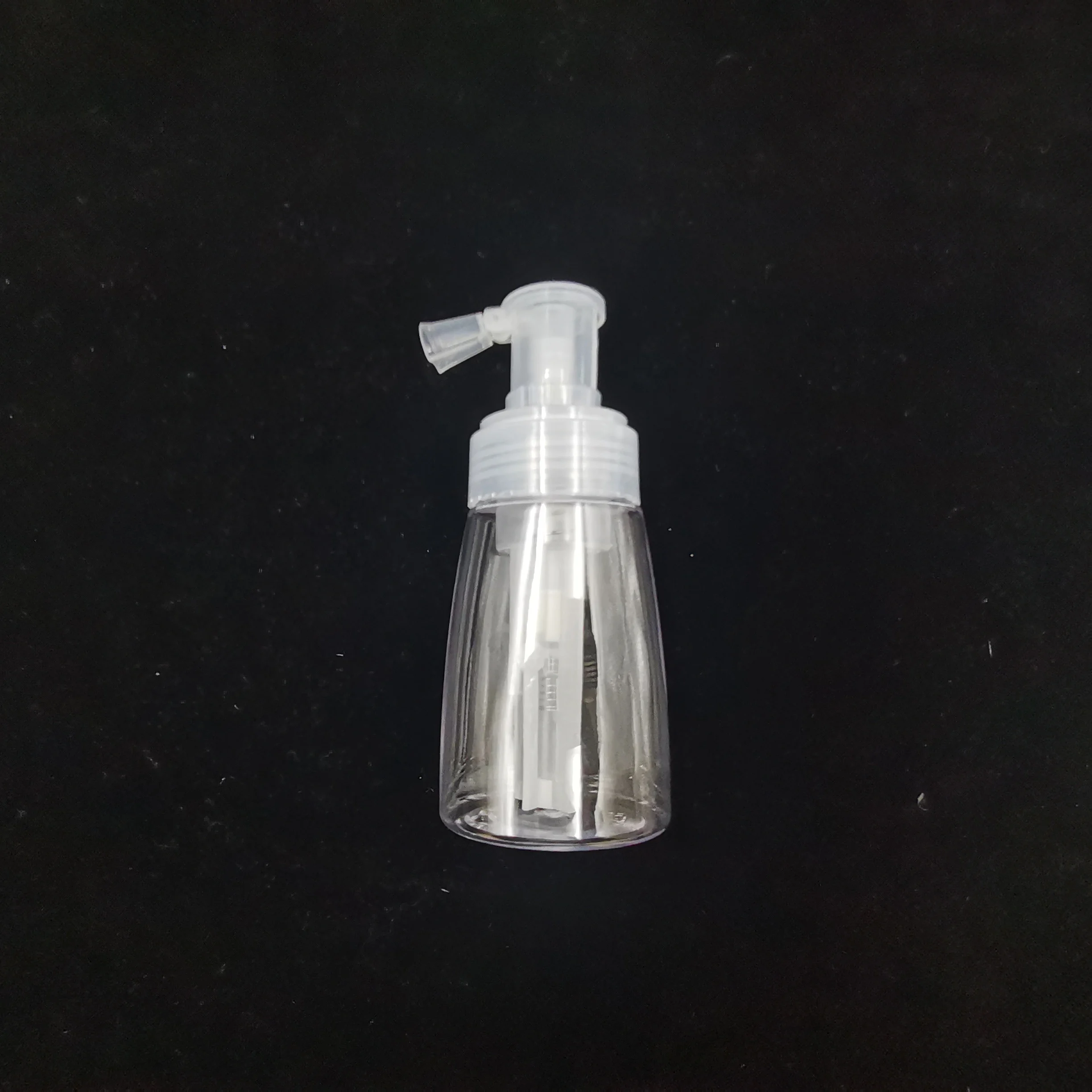 Wholesale 180ml Cosmetic packaging spray plastic powder dispenser bottle