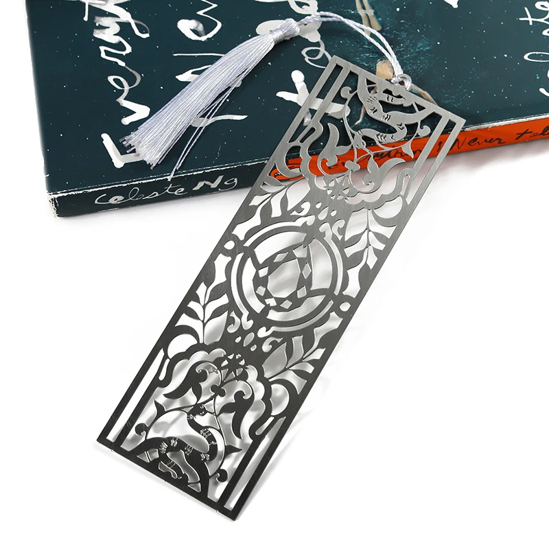 Metal cut out design engraved custom stainless steel bookmark