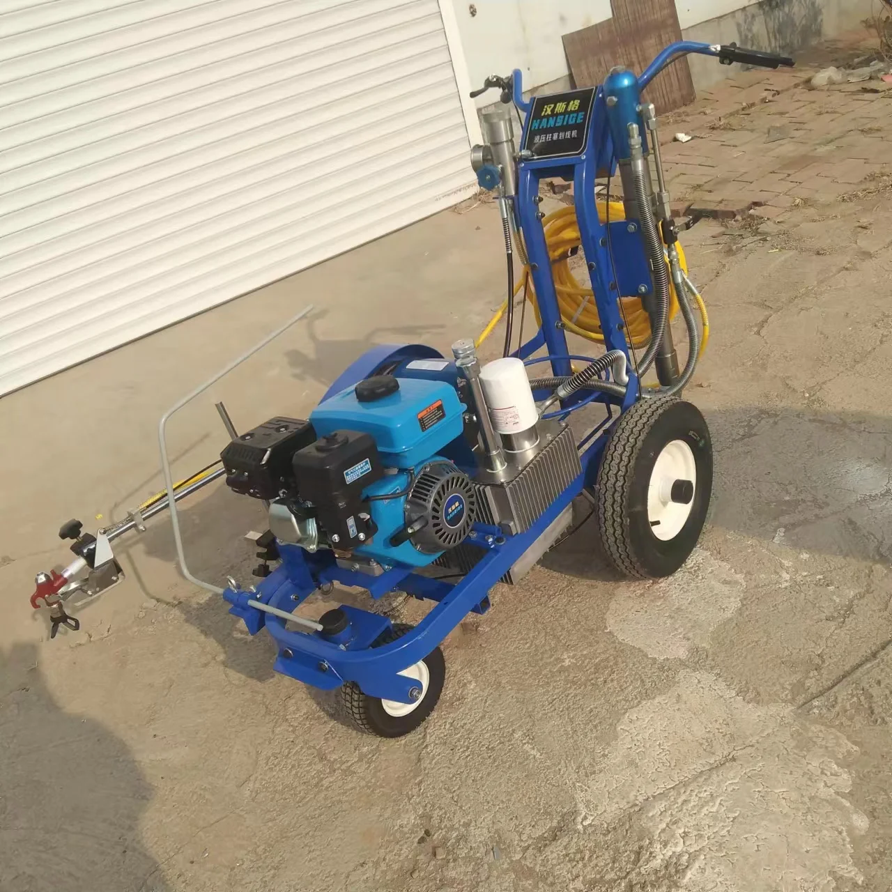 Hot selling spray gun traffic painting lane marking machine cold plastic road marking machine