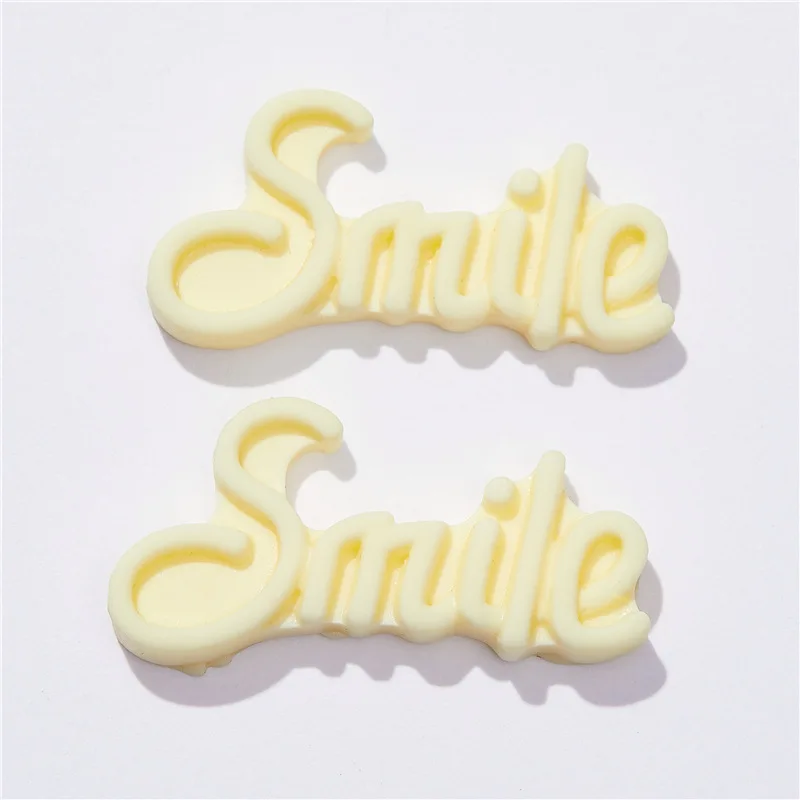 Cute Resin Sweet Smile Miu Letter For Decoration