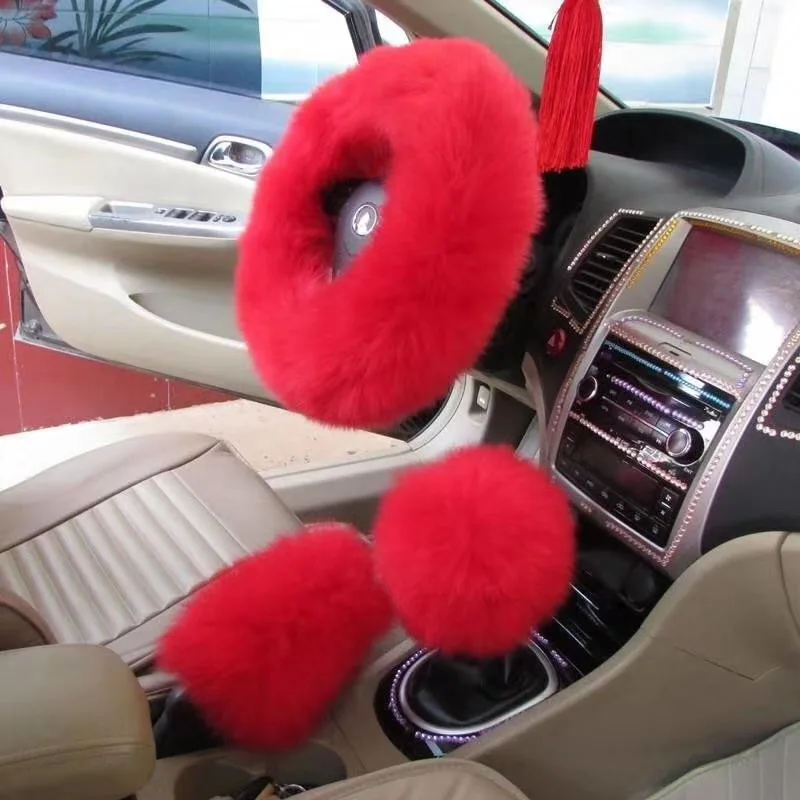 
Winter Super Soft Plush Car Steering Wheel Cover Universal Warm Faux Fur Auto Handlebar on the Steering Wheel Braid Beautiful 