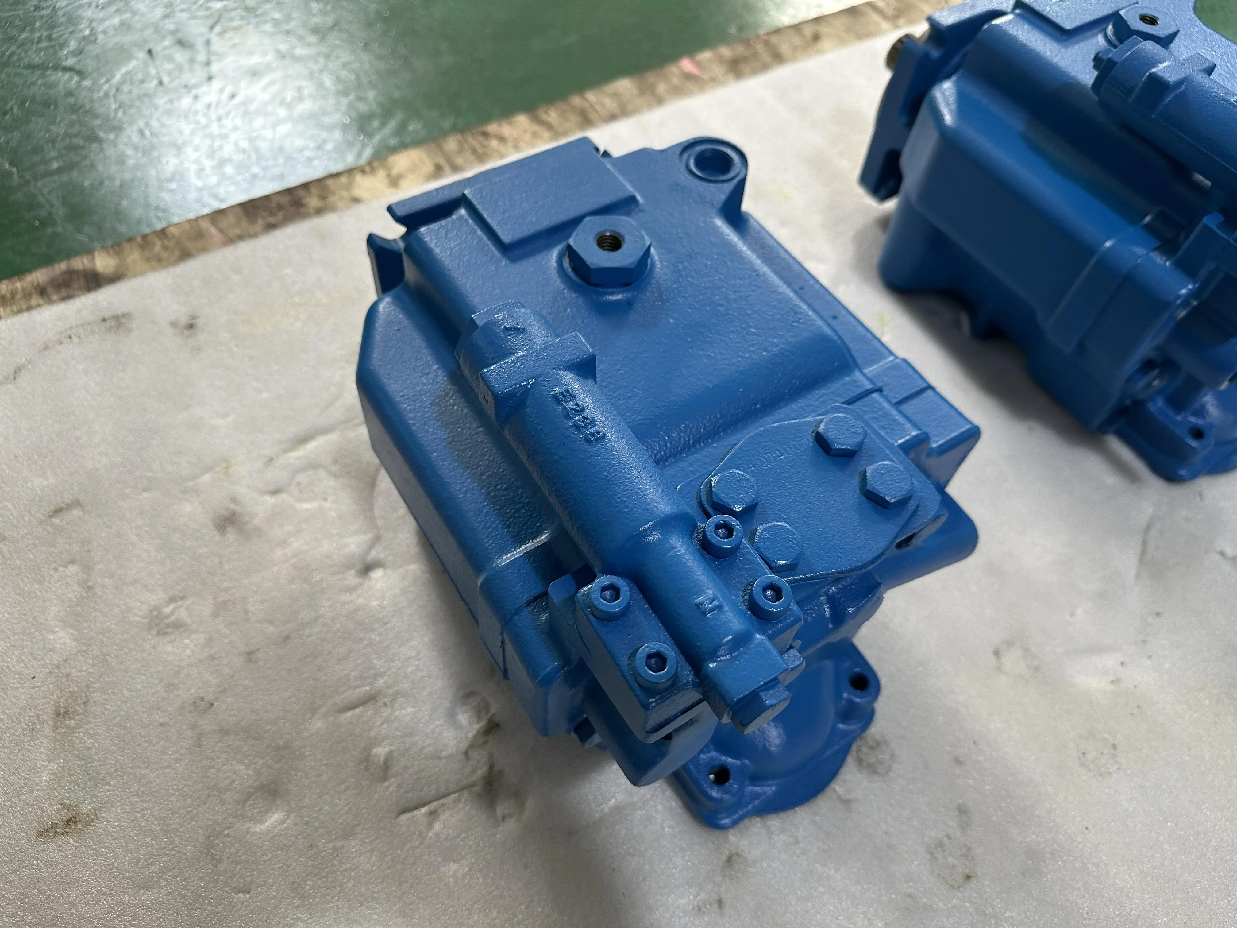 PVQ PVM PVH PVB Series Hydraulic Piston Pump PVB21DG5V-8-H-2C-E-M-U-H-10 PVB6-RSY-40-C-12 PVB6 FLS 21 C 11 850795