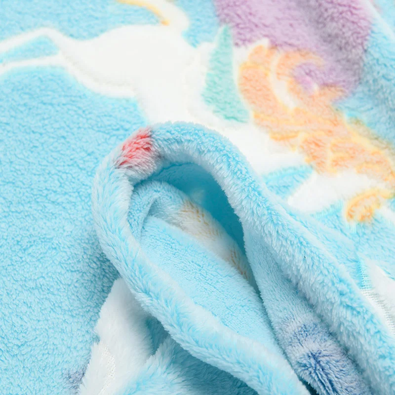 Hot sales 2023  Home textiles china luminous blanket unicorn blanket glow in the dark blanket