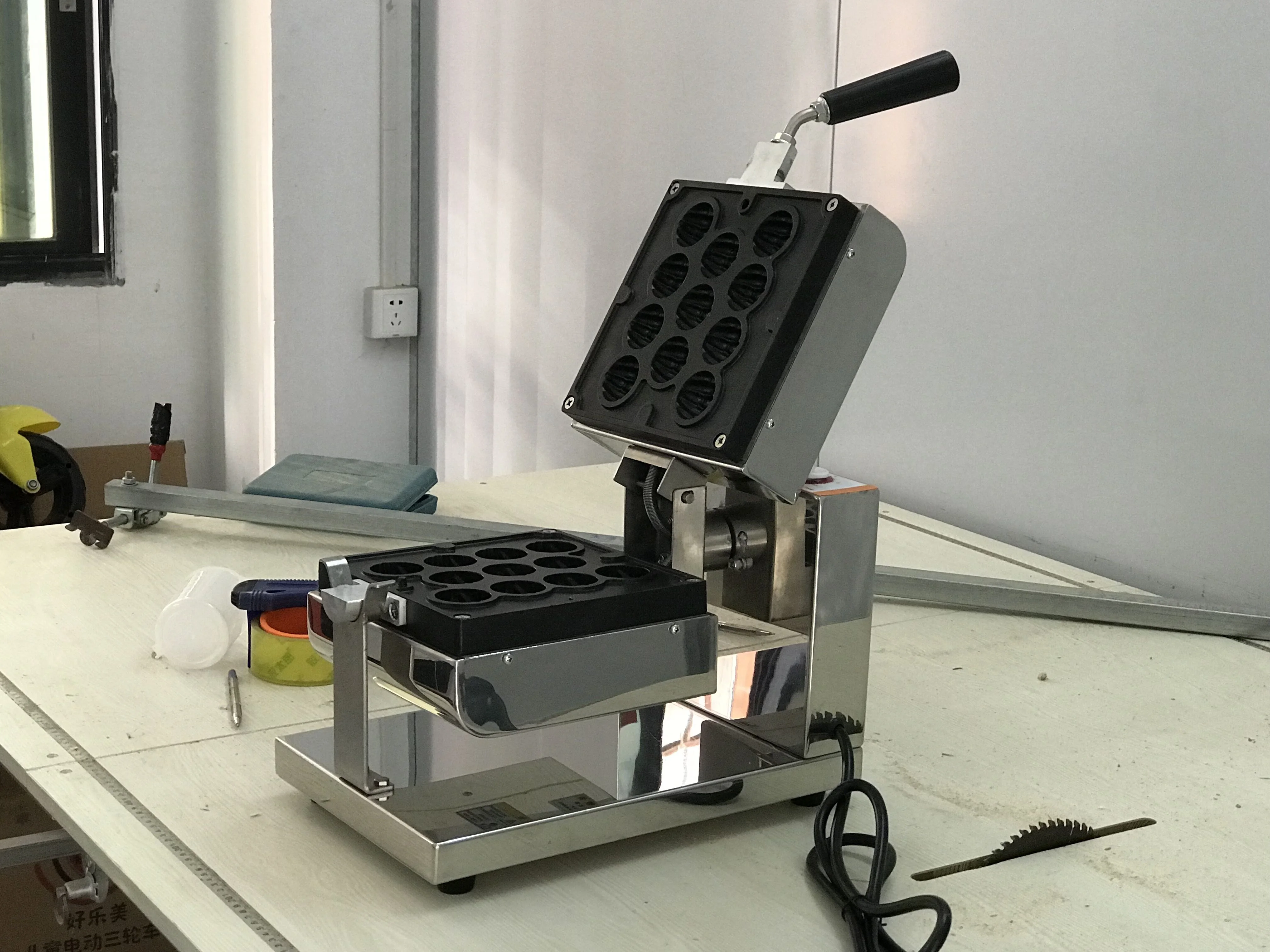 Electric 110v 220v Cartoon elephant Penguin waffle machine  Japanese style Taiyaki maker machine