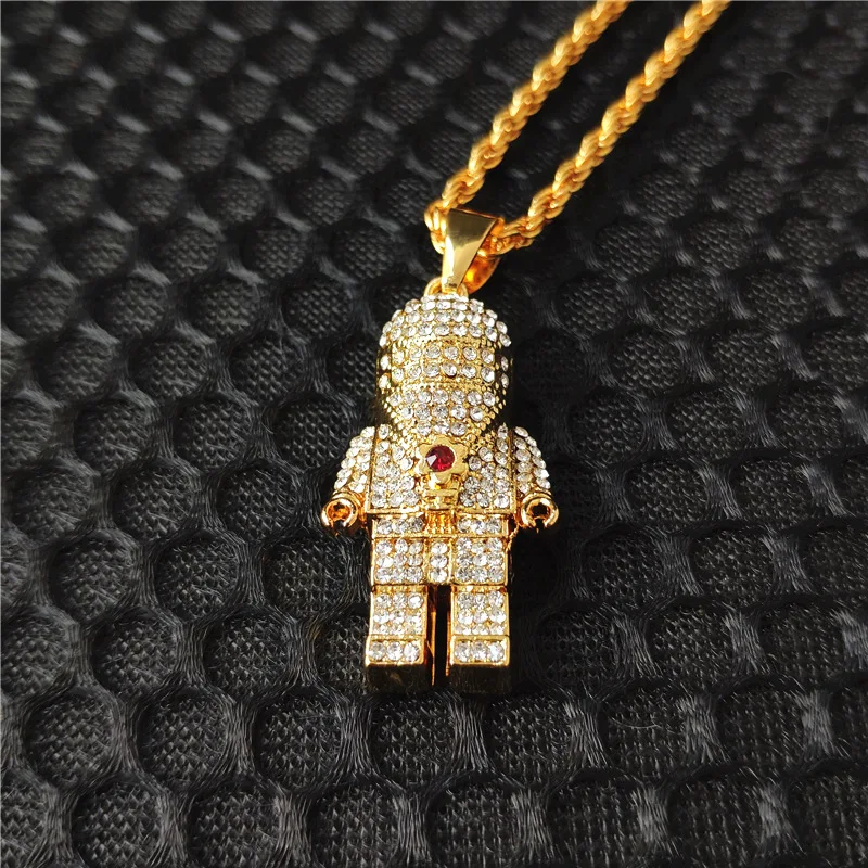 Hot Sale Luxury Sapphire Clavicle Chain Fashion Rhinestone Alien Robot Spaceman Sweater Chain Pendants Necklace