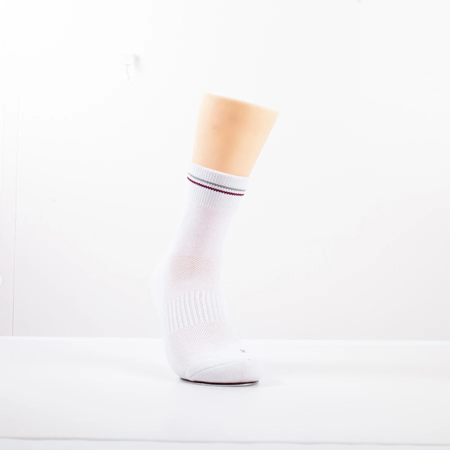 White custom bottom logo athletic workout sock mens breathable cushioned sports socks