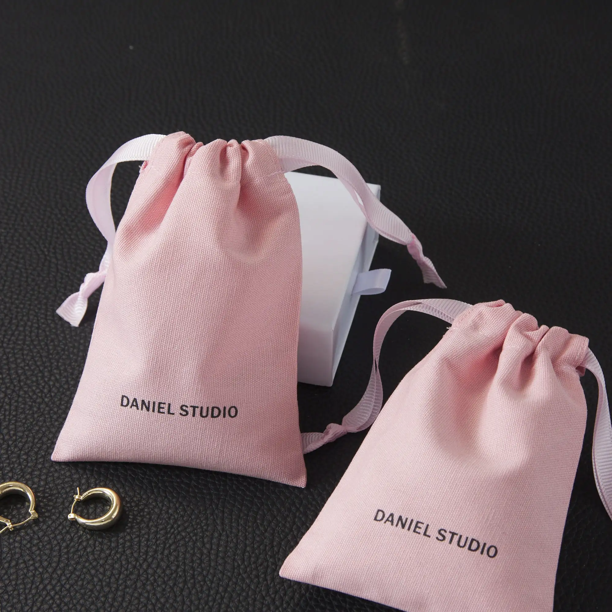 Custom personalized logo drawstring ribbon dusty pouch jewelry canvas cotton gift bag with ribbon