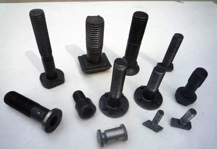 High quality T-shaped bolts high-strength bolts and nuts, grade 8.8 galvanized bolts and nuts, hexagonal bolts