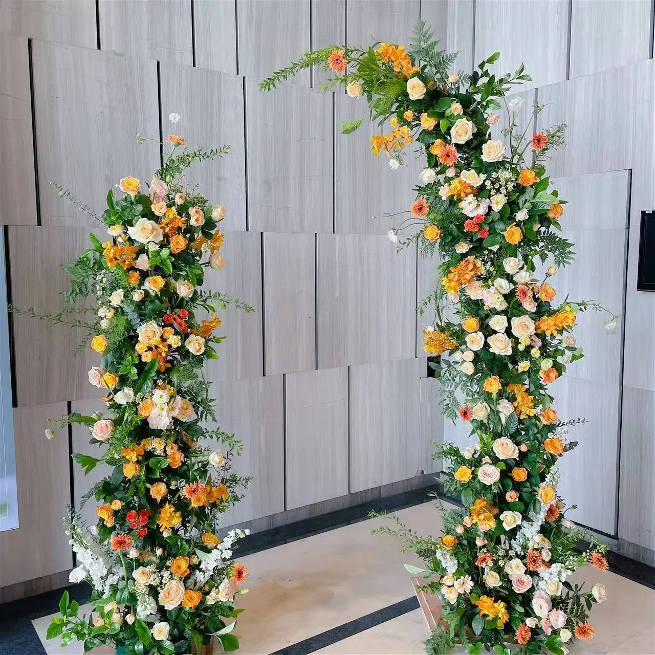 New Customization Wedding Props Arch Gate Horn Outdoor Lawn Wedding Flower Rack Curved Arch Stage Background Flower Arch