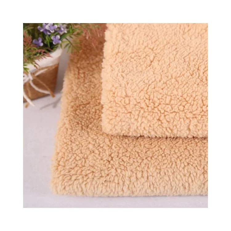 Толстая 100 Полиэстеровая флисовая ткань оптом от производителей по двору