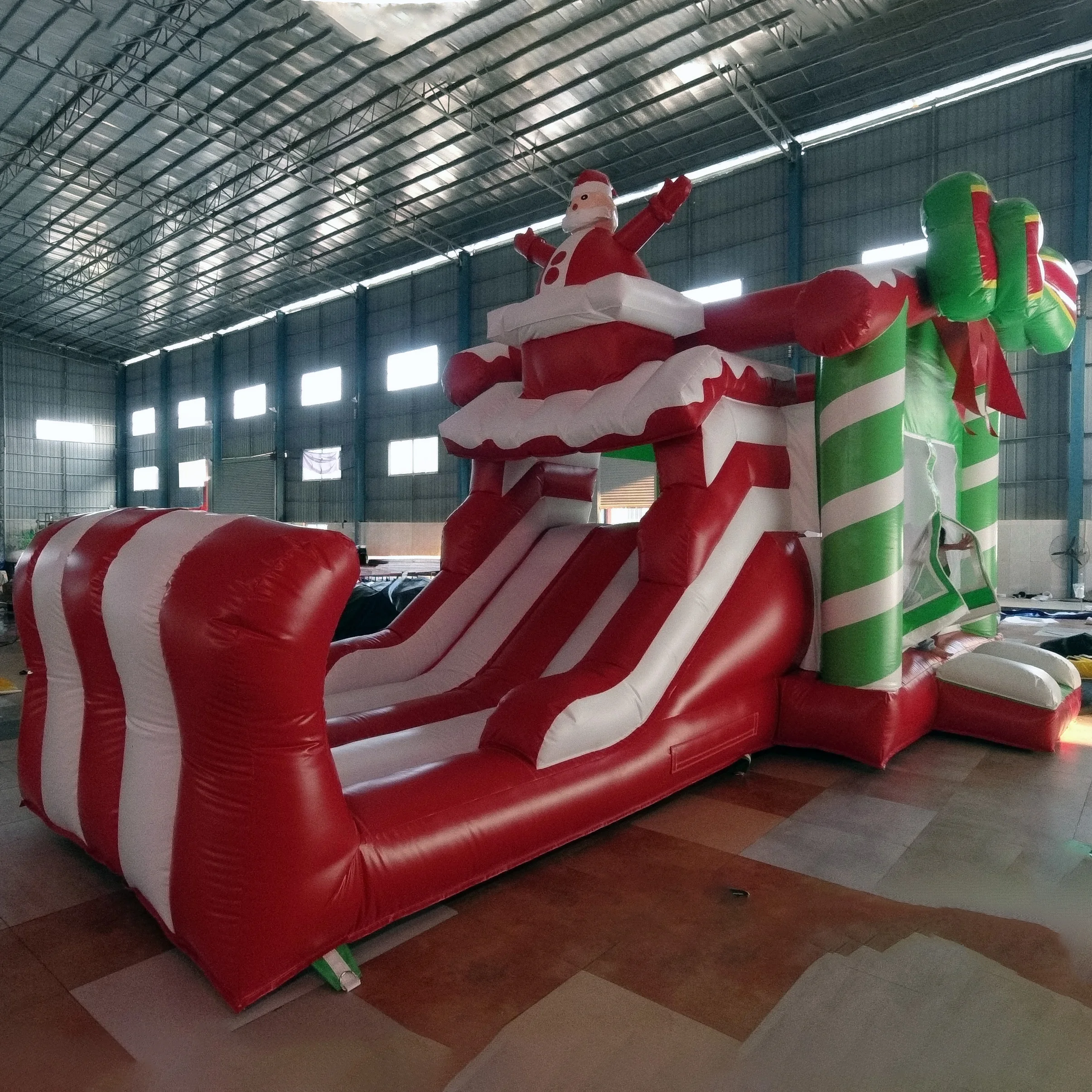 Inflatable Bouncer Castle Christmas Inflatable Bounce House Commercial Customized Xmas Decoration Christmas 1 Piece Durable