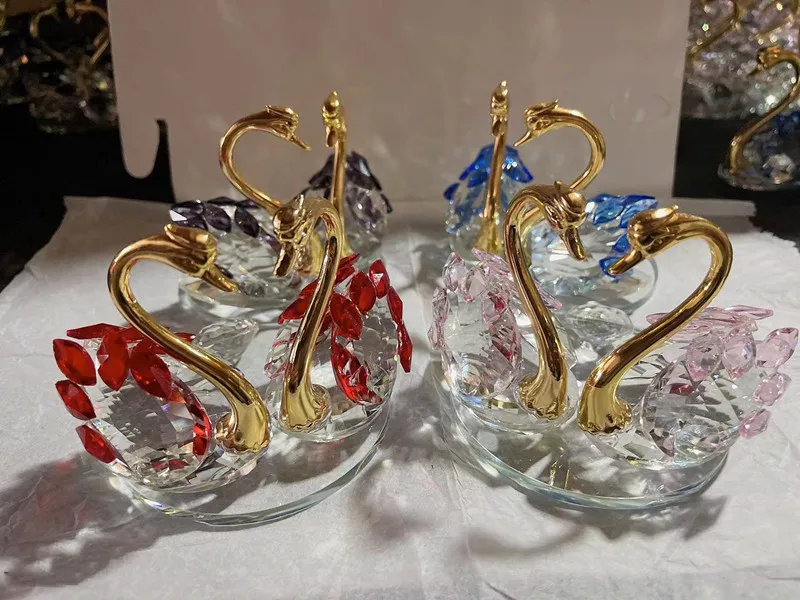 Custom various series crystal glass swan figurine paperweight table centerpiece and car ornament