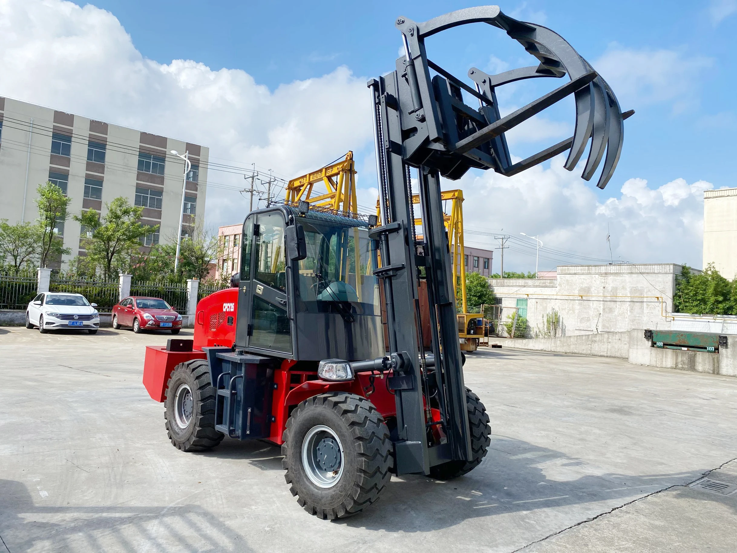 New style rough terrain forklifts
