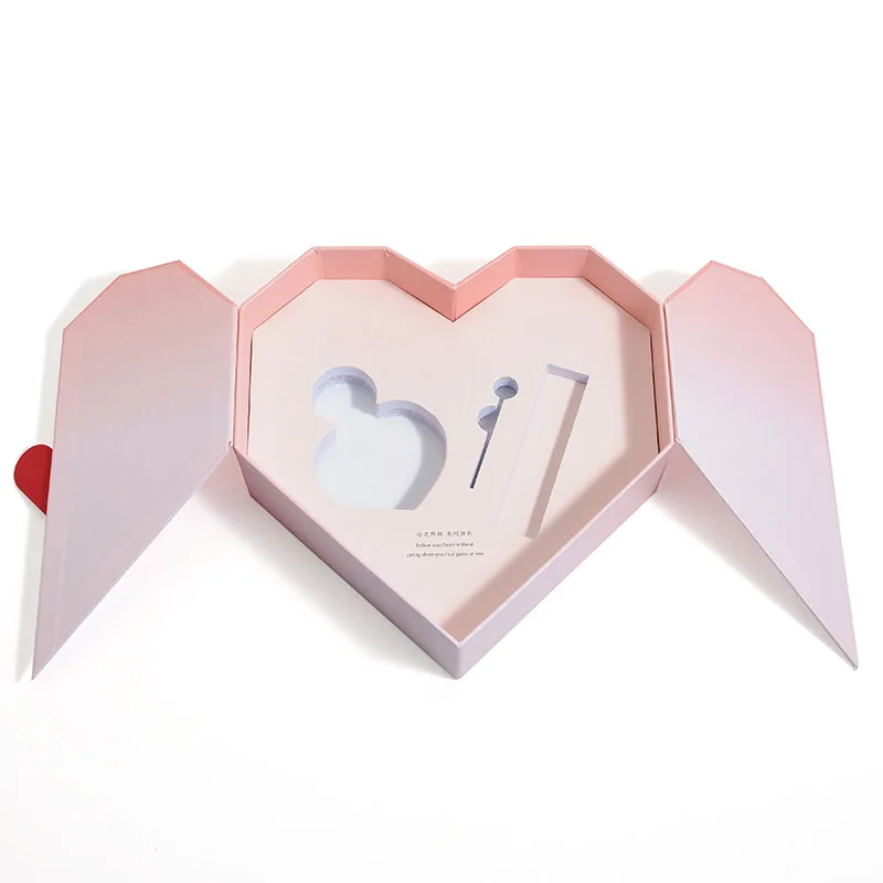 Custom Cardboard Magnetic Packaging Box Wholesale Valentines Day Gift Heart Shaped Gift Box Paper Cosmetic Box