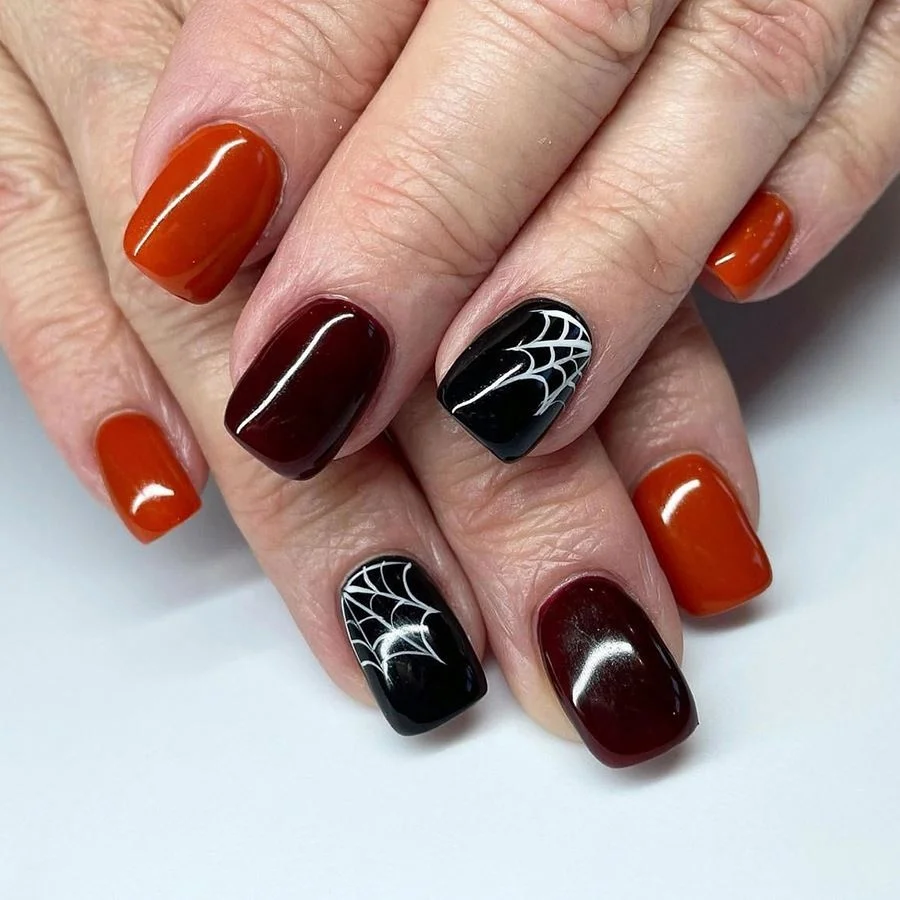 2024 Spider Web Short Halloween Press on Nails False Nails Full Cover Artificial Nails
