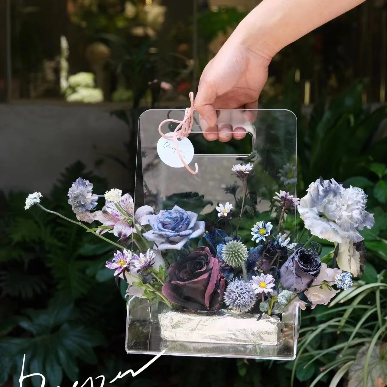 Advanced Transparent Acrylic Handheld Flower Box Best Friend Birthday & Wedding Gift Packaging Eternal Floral Design