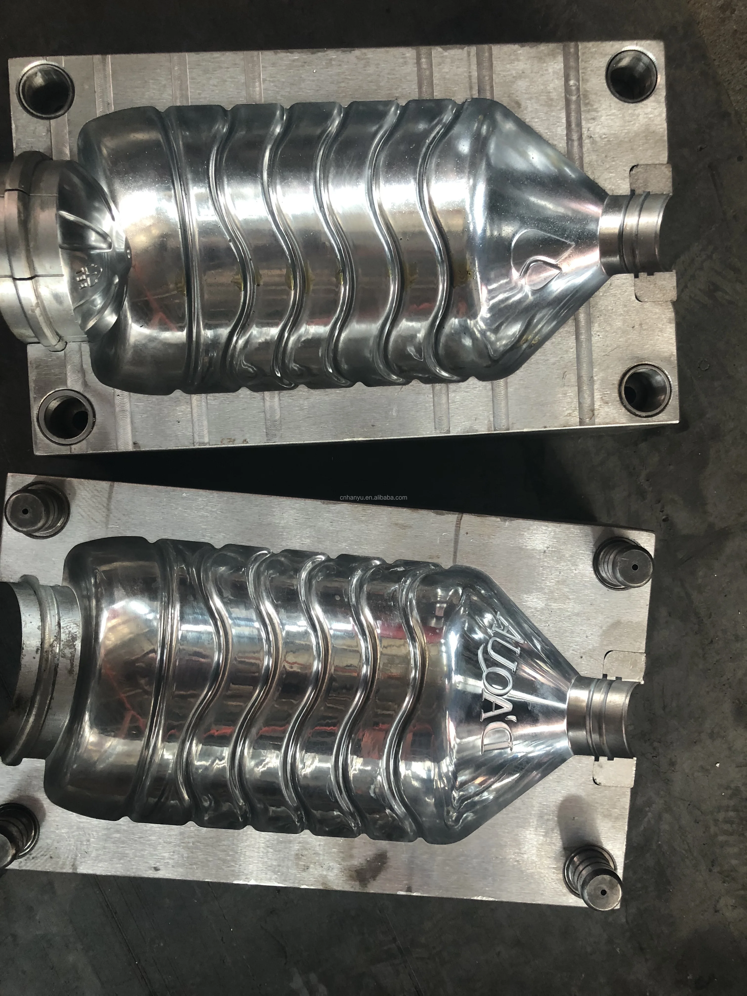 20 liter Water Bottle Mold /plastic bottle mold for 5 gallon Blow Molding Machine factory price