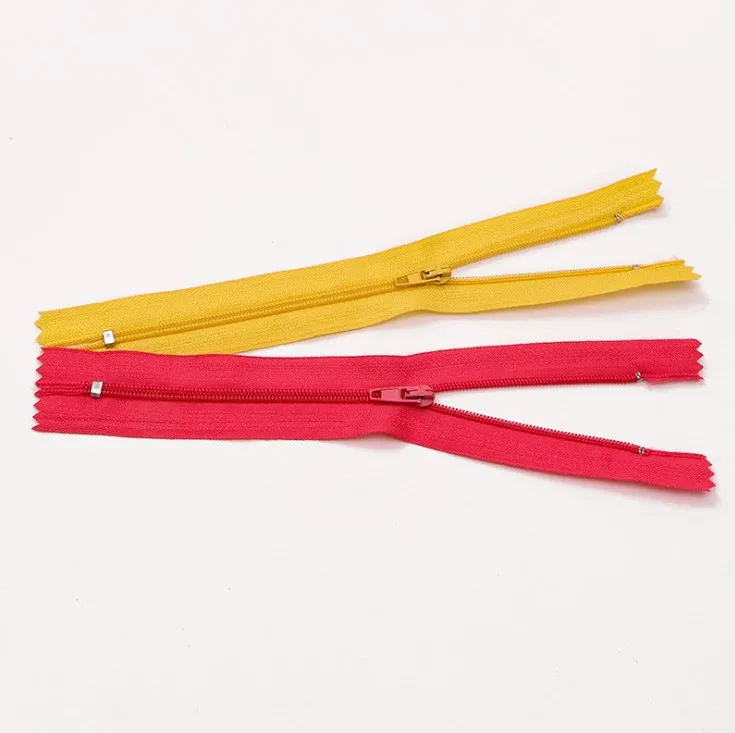 LS714 Zipper Wholesale 3# Open End Colorful Custom Invisible Nylon Zipper For Garments Pants And Luggage Bags