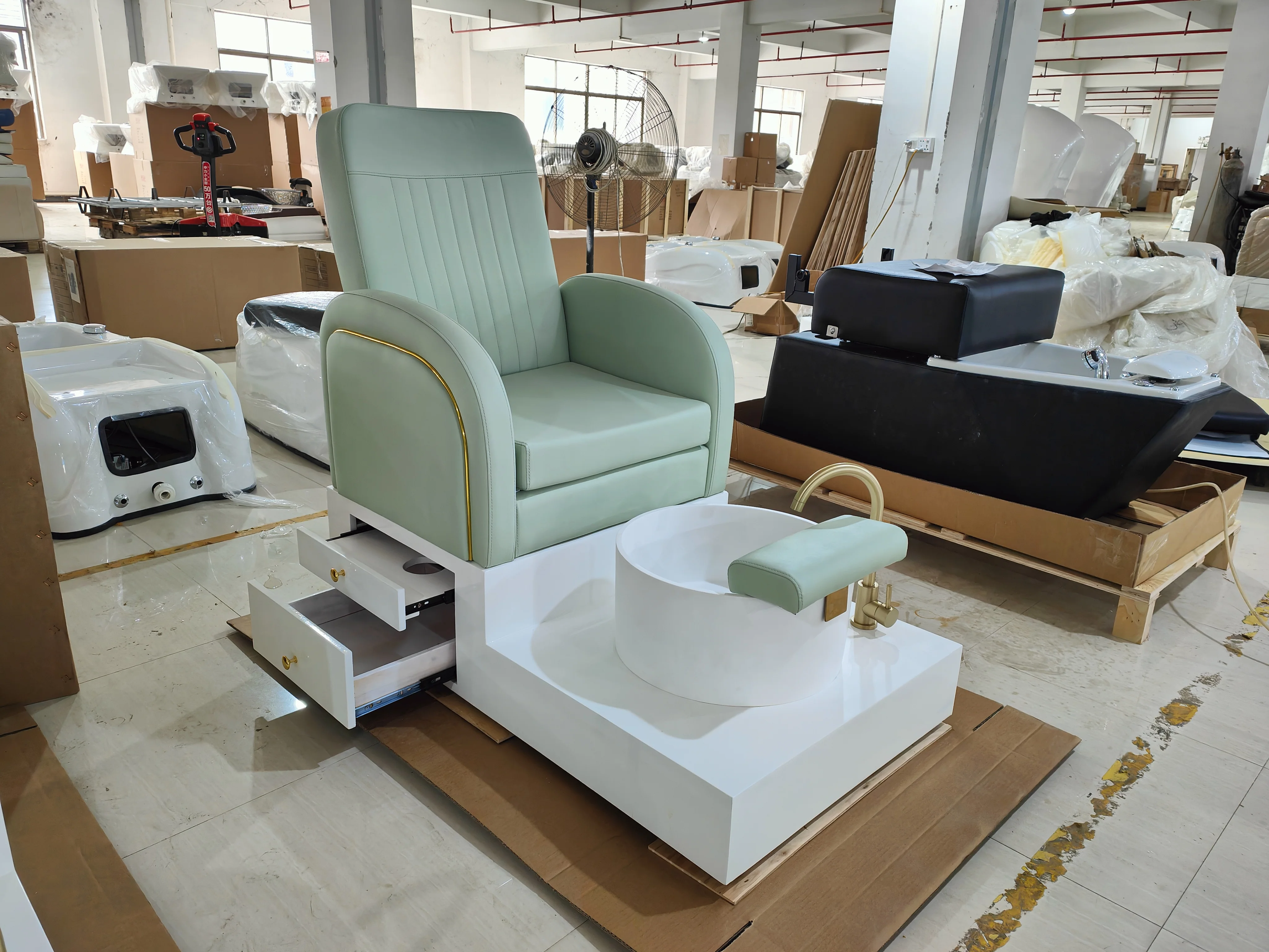 More Design Popular Beauty Nail Salon Furniture No Plumbing Luxury Relax Massage Foot Spa Pedicure Chair