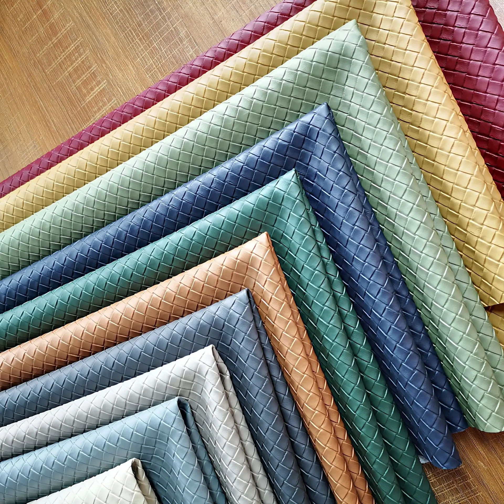 Waterproof 1mm Plaid Vinyl Fabric Artificial Faux Synthetic Weave PVC Leather for Bags Shoes Wallet Notebook Phone Case Cover