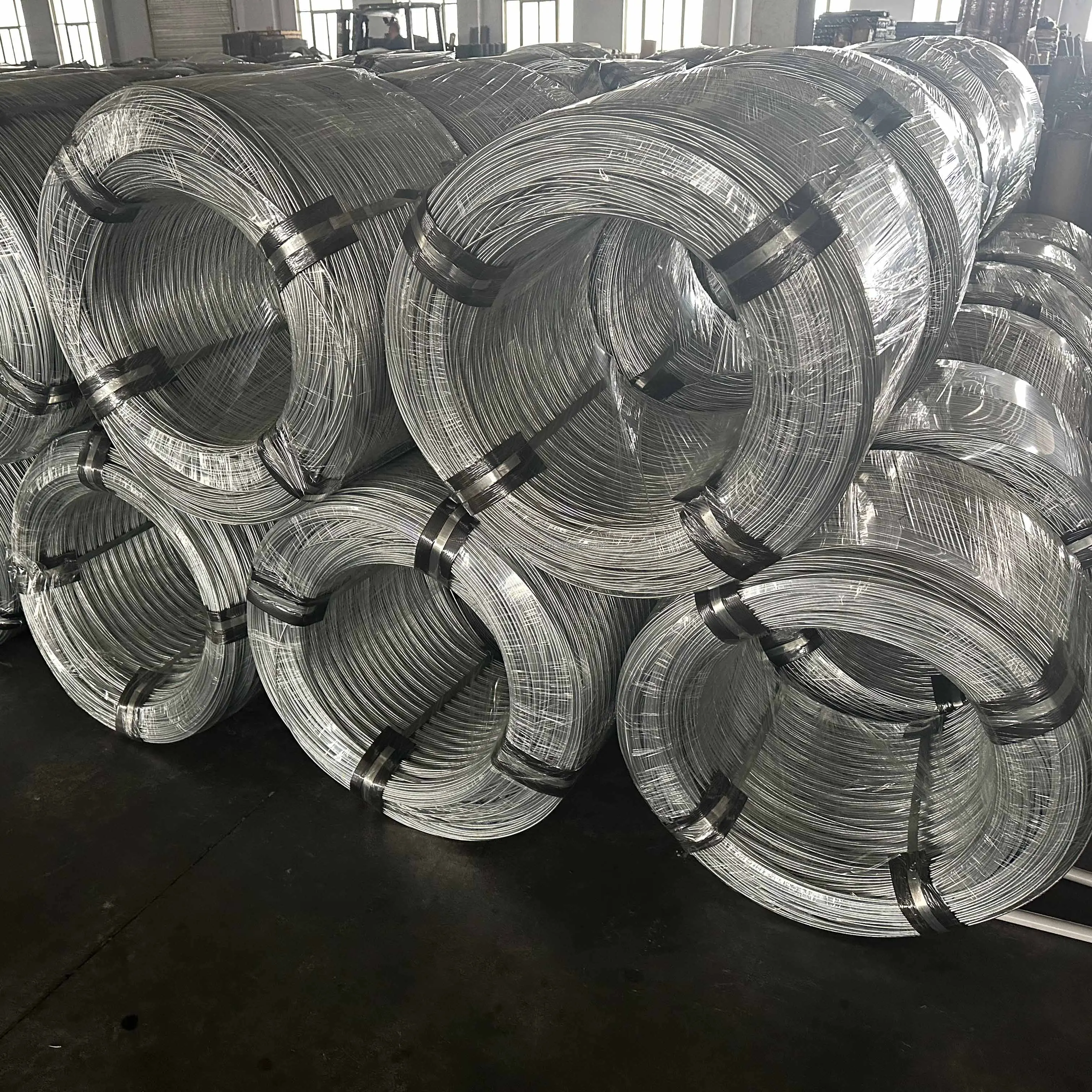 China Factory Hot Dip Galvanized Wire Galvanized Rope Galvanized Wire 25mm 27mm 34mm For Fence PVC Coated Galvanized Wire