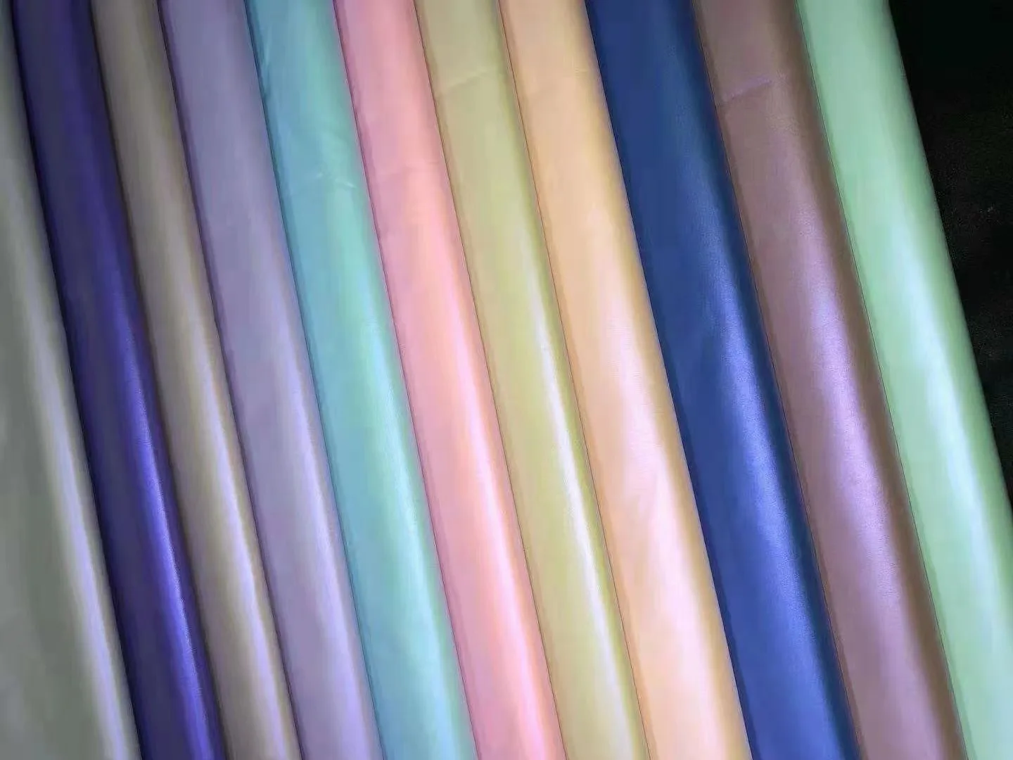 in stock LOW MOQ 50D polyester PONGEE taffeta PU film waterproof gold glossy Metallic fabric for jacket, bags cloth