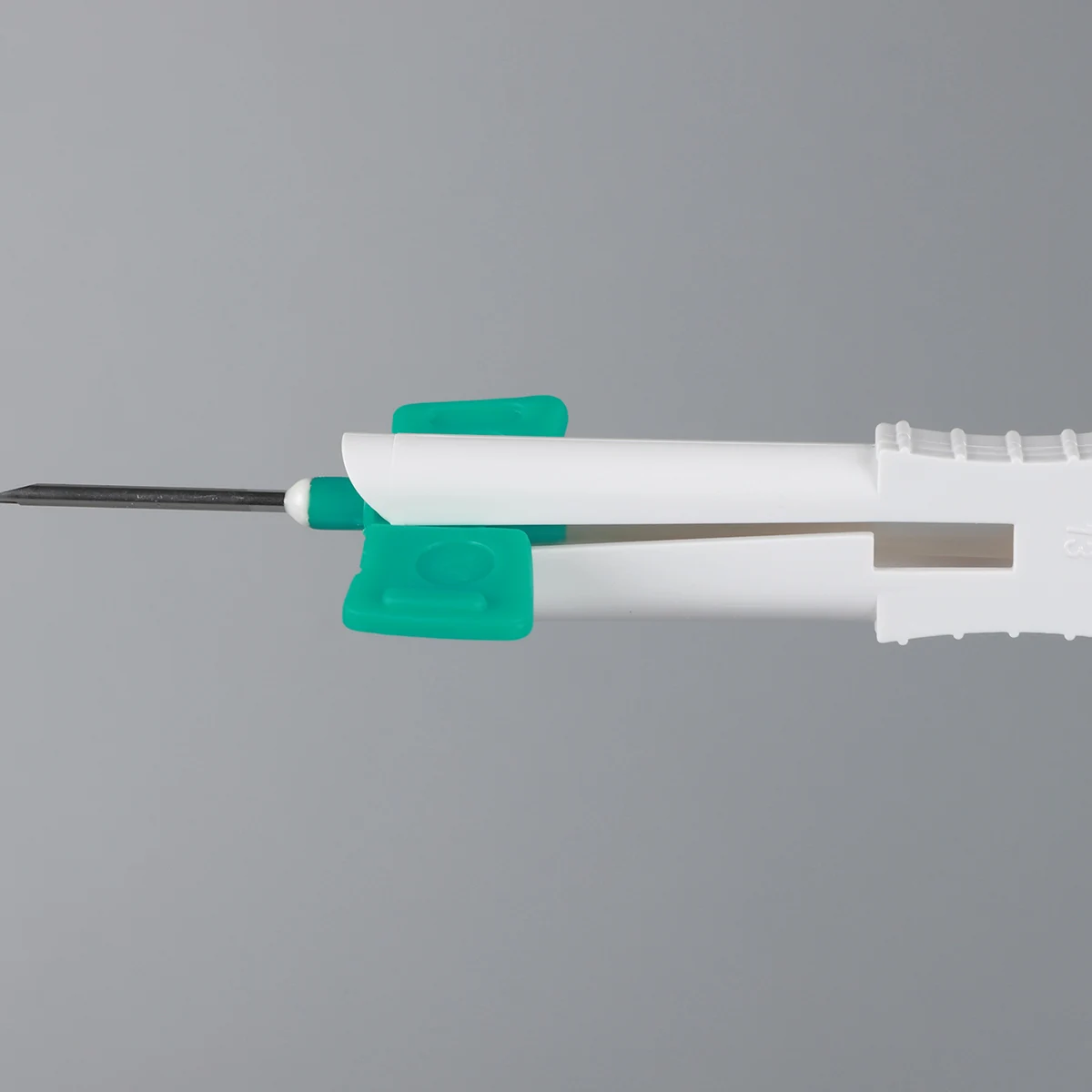 Disposable Safety A.V.Fistula needle